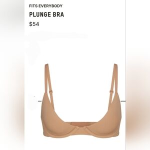 (G1) NWT,SKIMS SCOOP-PLUNGE BRA WITH UNDERWIRE,ADJUSTABLE STRAPS, SIZE 34C.